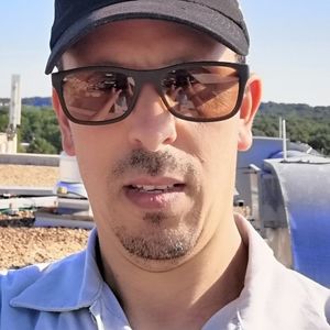 Meet your Posher, Mounir